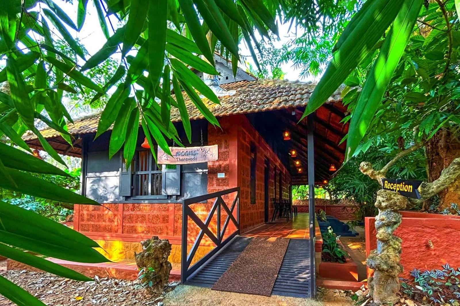 Greens Tree House & Wood House Sultan Bathery Esterno foto