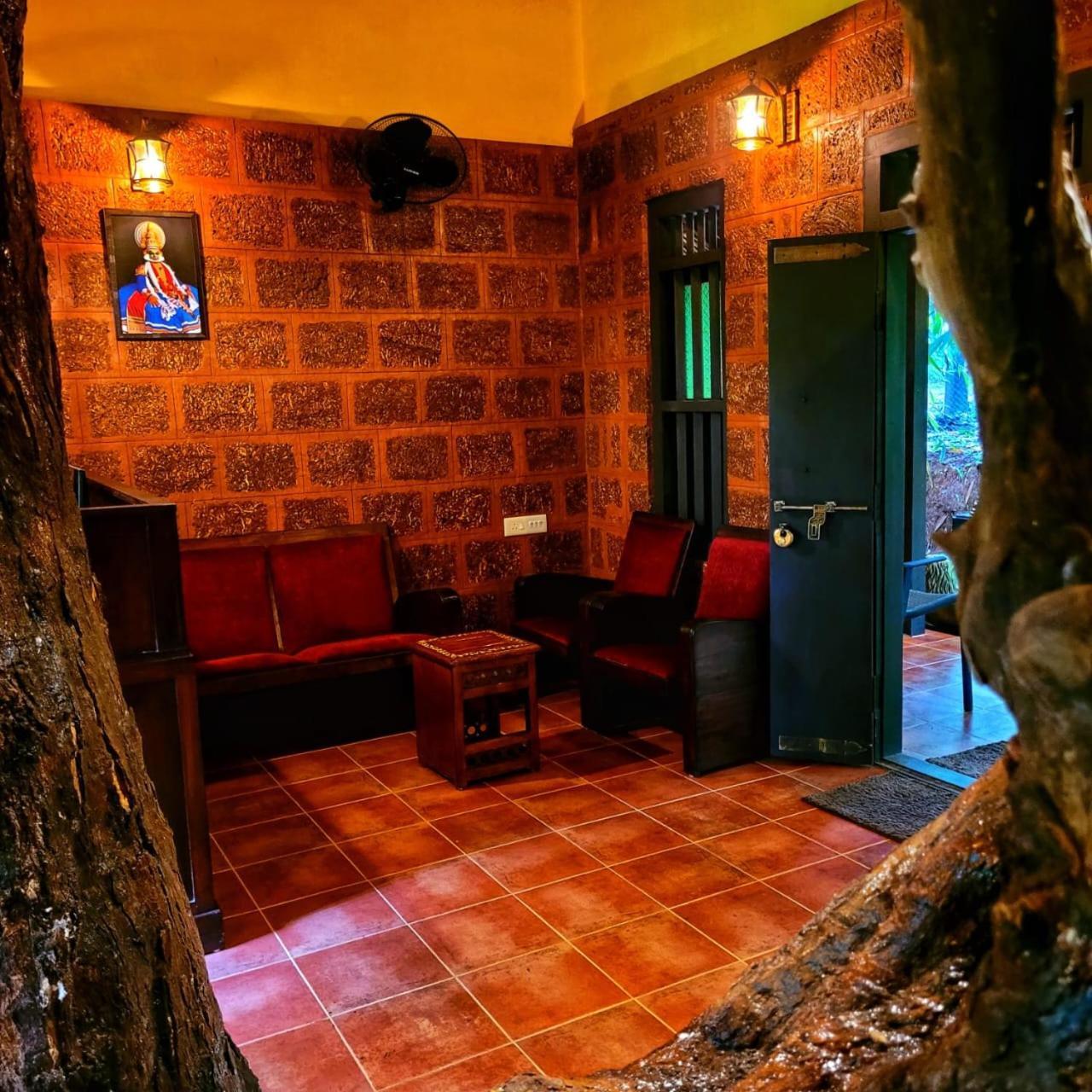 Greens Tree House & Wood House Sultan Bathery Esterno foto