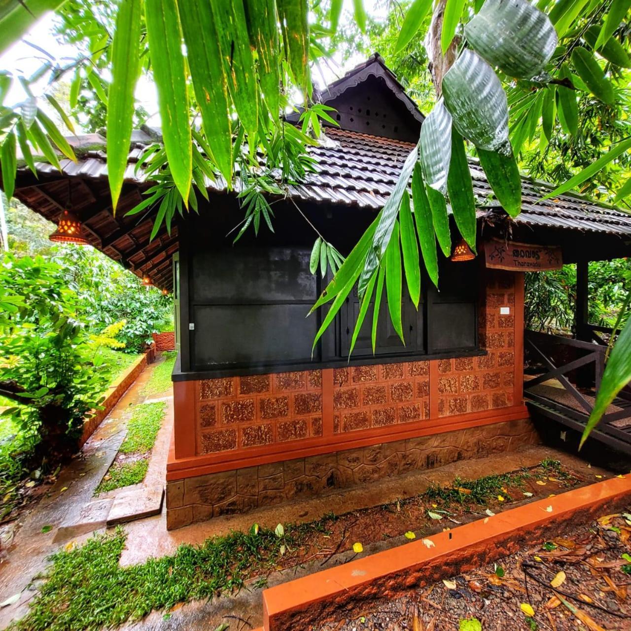 Greens Tree House & Wood House Sultan Bathery Esterno foto